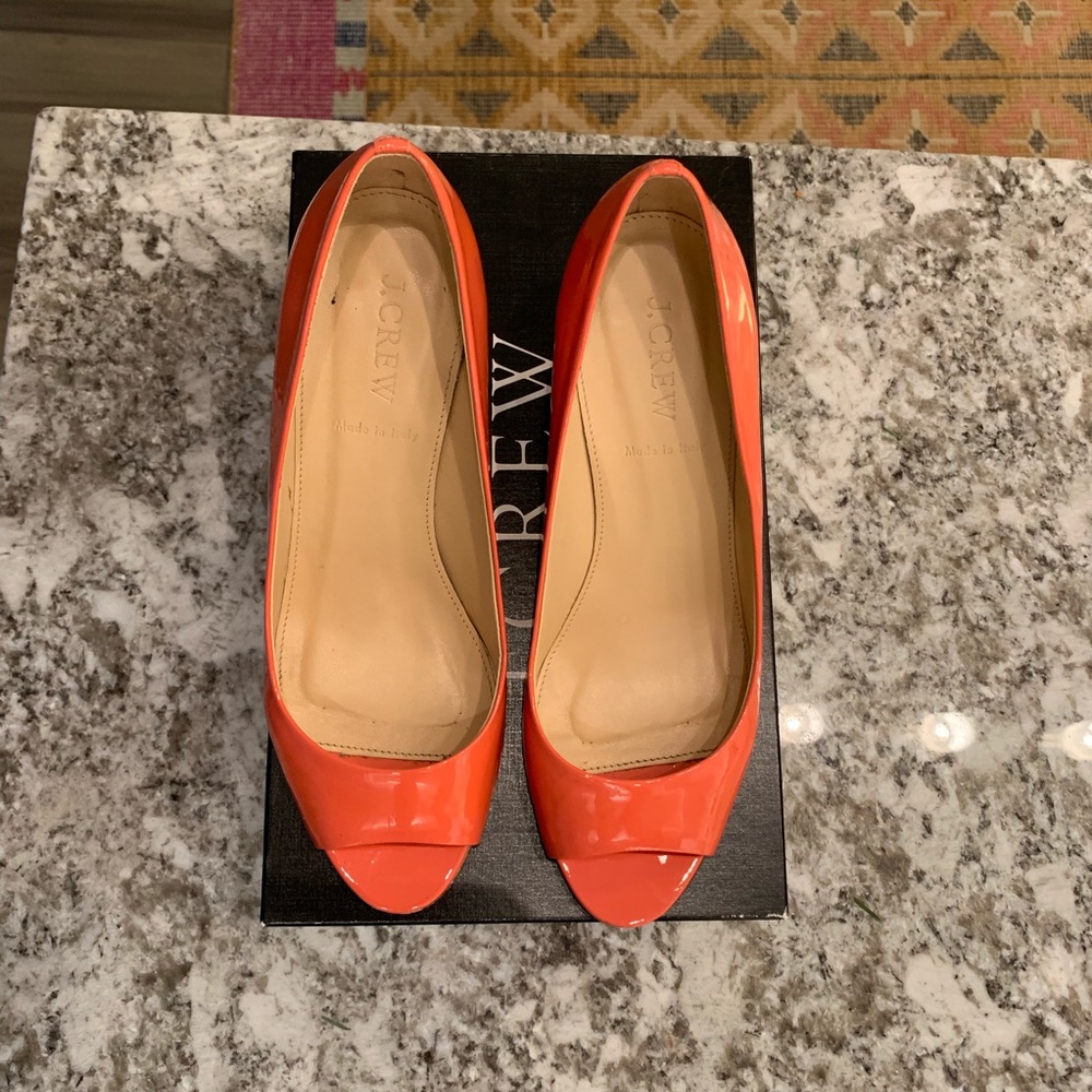 EUC JCrew Drea patent peep-toe pumps
